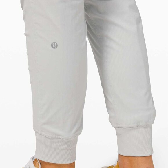 Lululemon Dance Studio Jogger *Lined - Picture 6 of 11